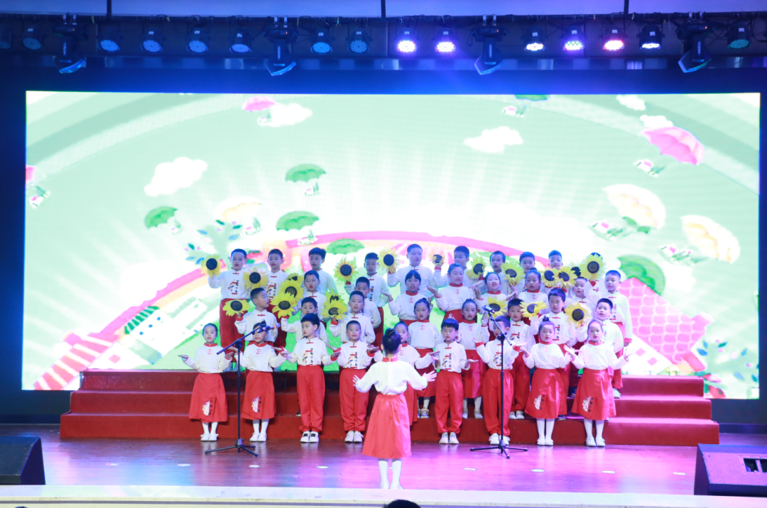 重庆市涪陵外国语学校2021年秋“红心向党·强国有我”合唱比赛简报 第 14 张