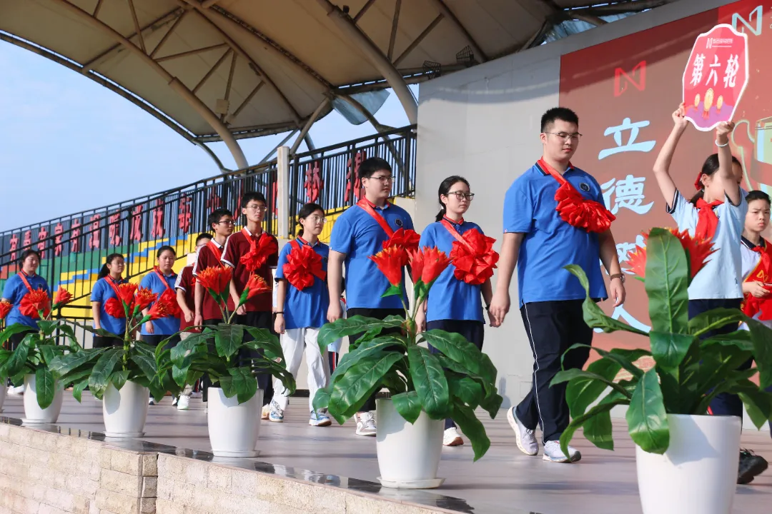 undefined 薪火三十载 卓越新征程——涪陵外国语学校2026年秋期开学典礼隆重举行 第 29 张