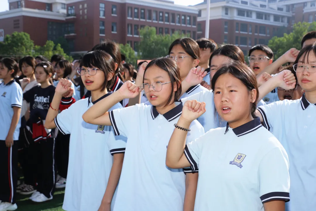 undefined 薪火三十载 卓越新征程——涪陵外国语学校2026年秋期开学典礼隆重举行 第 54 张