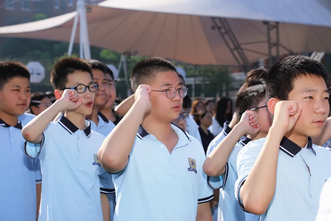 undefined 薪火三十载 卓越新征程——涪陵外国语学校2026年秋期开学典礼隆重举行 第 56 张