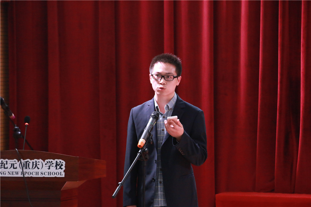 徒弟代表发言.JPG