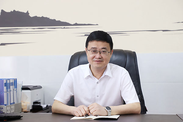 校长简介